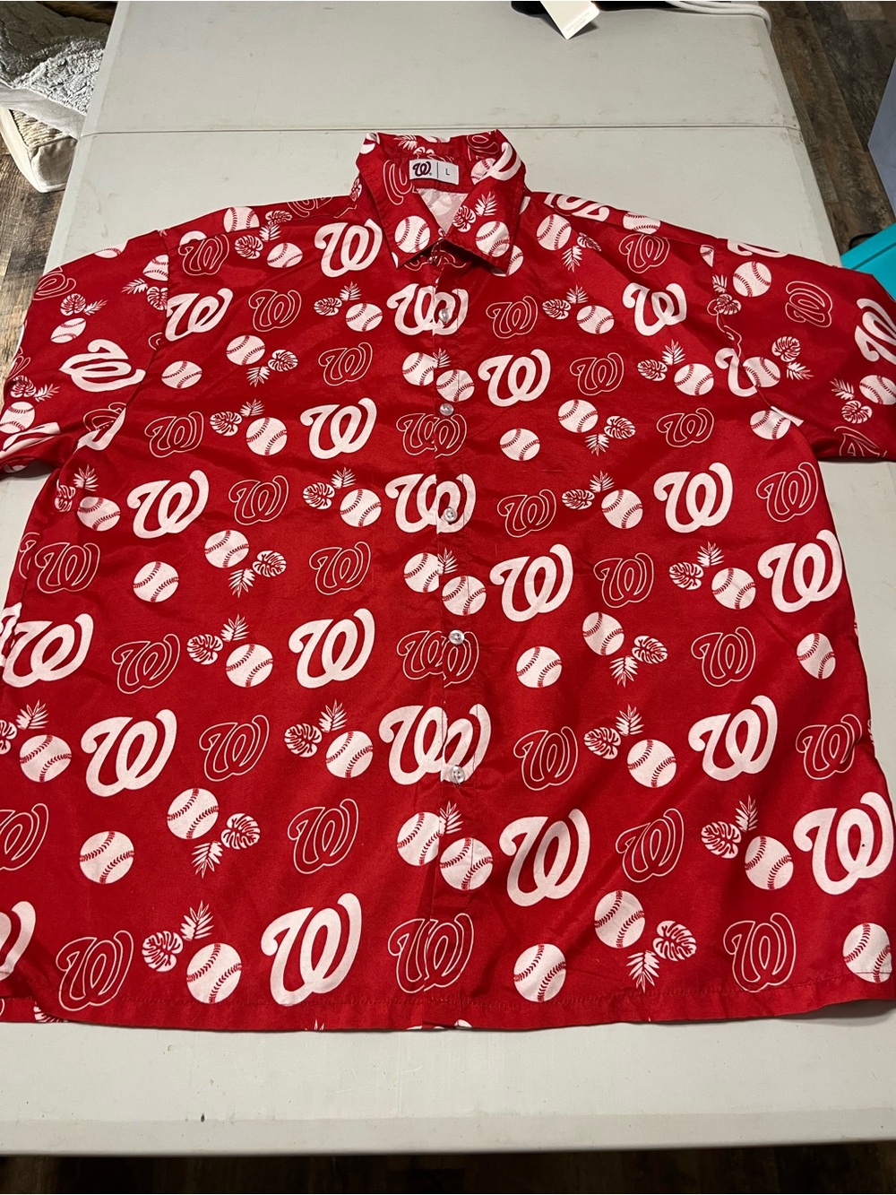 Red Washington Nationals Short-Sleeve Button-Up Shirt L
